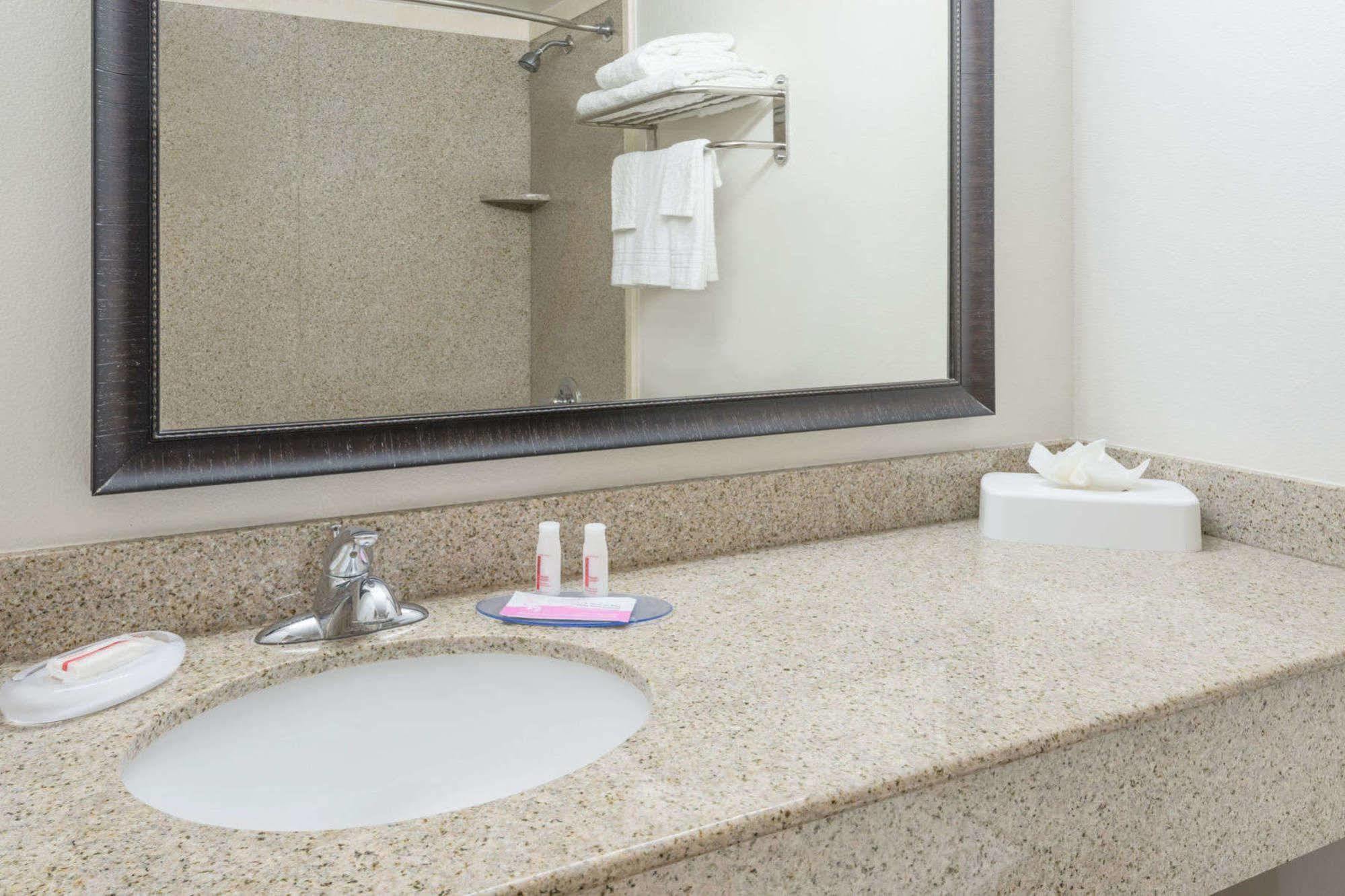 Extended Stay America Suites - Tulsa - Central Zewnętrze zdjęcie